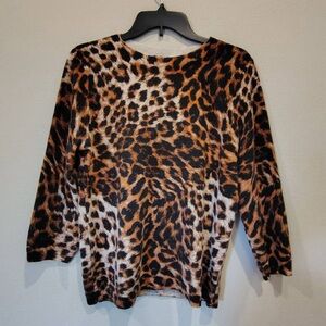 Talbots Petite Pure Cashmere Animal Print Sweater Women L Leopard Crew Neck Soft